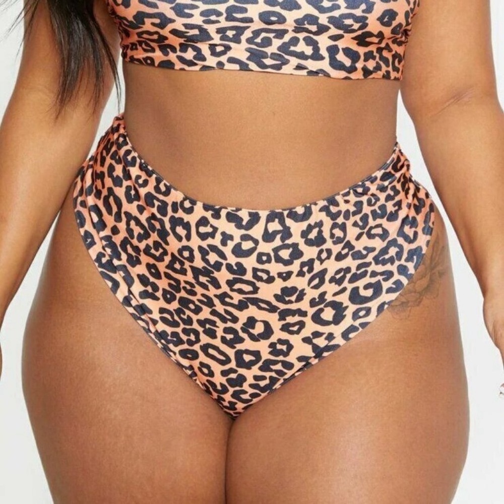New Revolve Pretty Little Thing Bikini Bottom Leopard Print High Rise Size 22